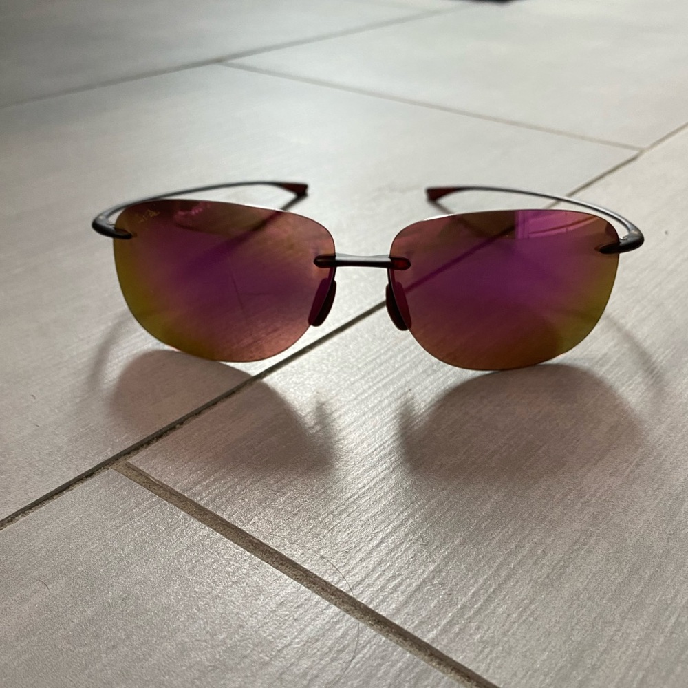 Maui Jim ‘Akau women’s sport sunglasses - pink lenses - never worn! New!